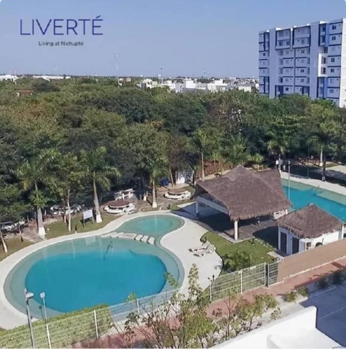 Exclusivo Piscina, Jaccuzi, Centrico. Cancún